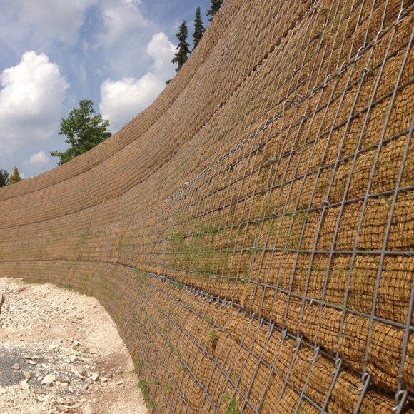 Reinforced Steep Slopes - Geogrid